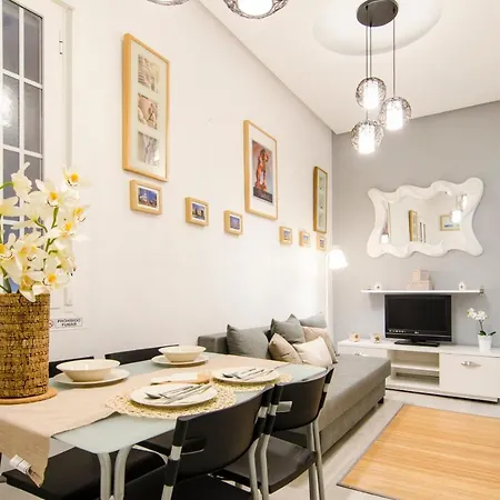 Sweet Gran Via II Apartment Madrid Exterior photo