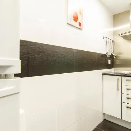 Sweet Gran Via II Apartment Madrid Exterior photo